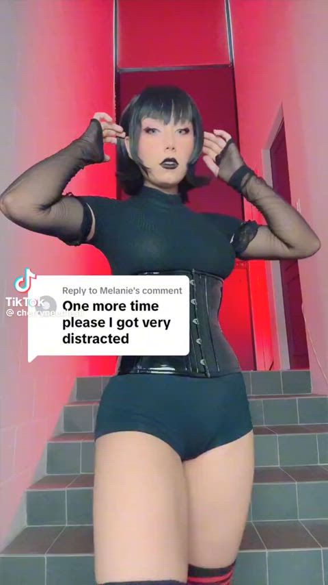 bouncing bouncing tits goth tiktok clip