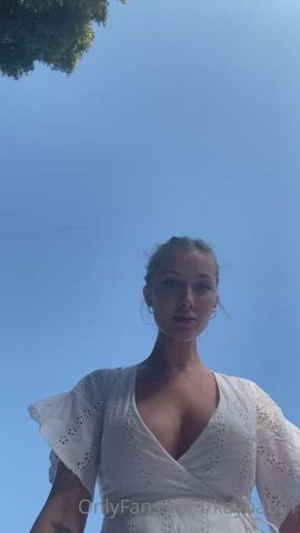 Blonde Facesitting OnlyFans clip
