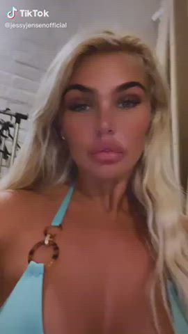 Bikini Blonde Tits clip